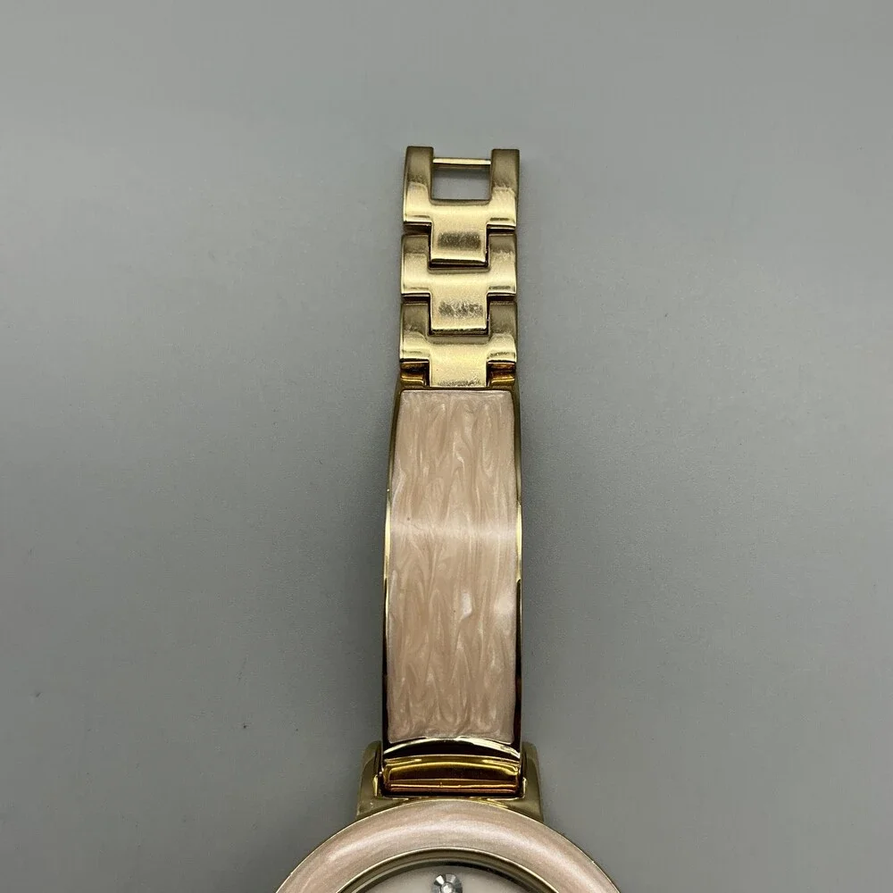 Anne Klein see photos